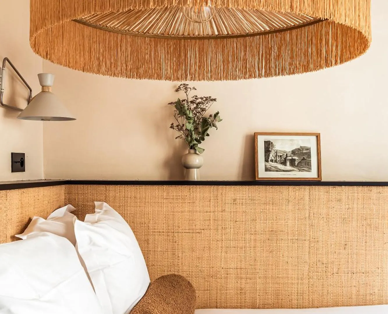 Hotel Maison Traversiere Paris